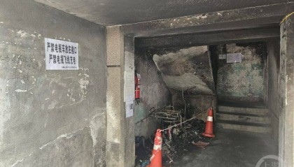 成都一小区电瓶车楼道“飞线充电”酿火灾，一家四口1死2伤，涉事车主被刑拘