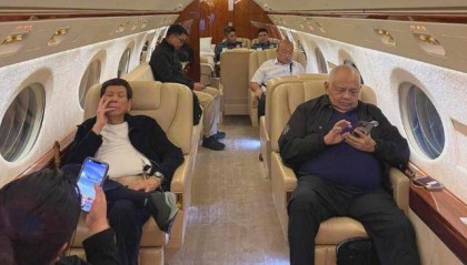 杜特尔特落地成囚,17万菲军已做选择,中方发声罕见没提“内政”