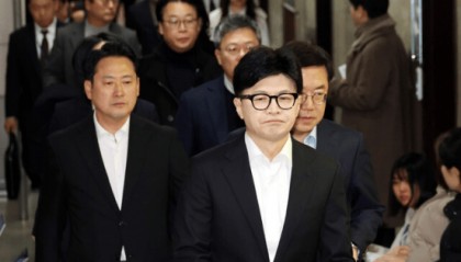 韩媒:韩执政党已就内阁集体辞职、国防部长官免职等问题大体达成共识