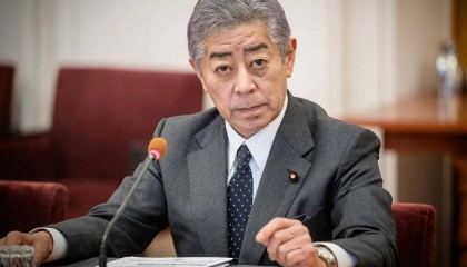 拜登万没料到！当着全世界的面，日本突然对华交底，中方回应信号不简单