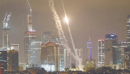 美军最大弱点曝光?一场伊以冲突,让美媒惊呼:拿什么和解放军打