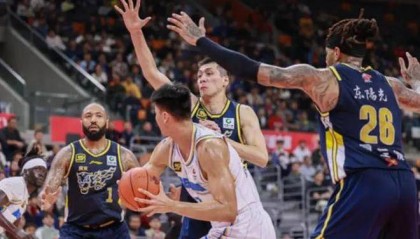 CBA | 急需重新定位!北京北汽意外溃败广东队