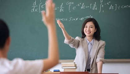 举报高中提前开学补课被回怼,一刀切的政策该调整