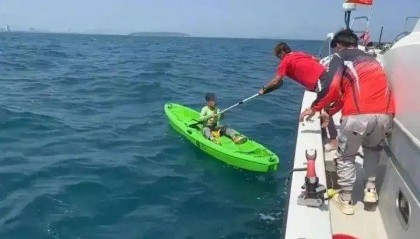 海上漂了一夜的小孩，刚回来又不见了？知情人扒出“调皮黑历史”