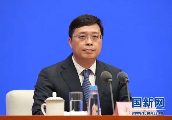 韦韬，任广西壮族自治区政府党组书记